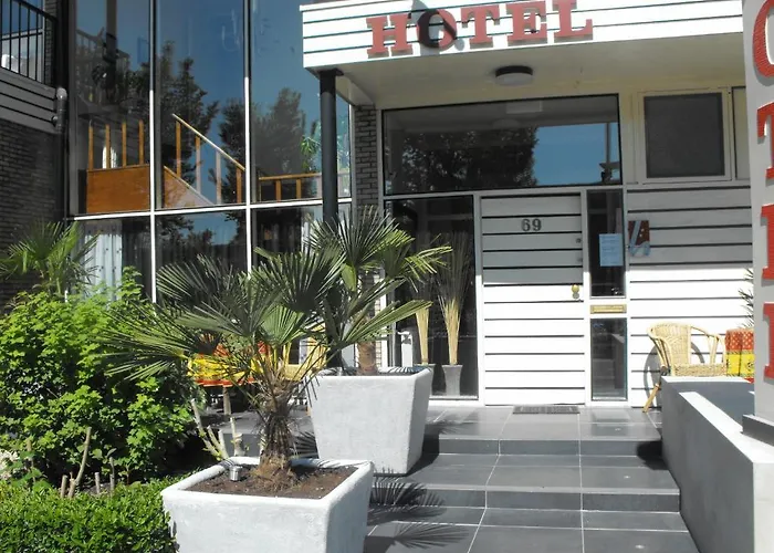 Noordzee Hotel 2*