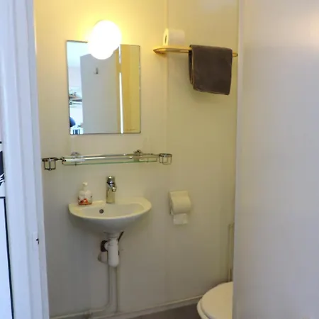 努兹酒店 2* 荷兰之角